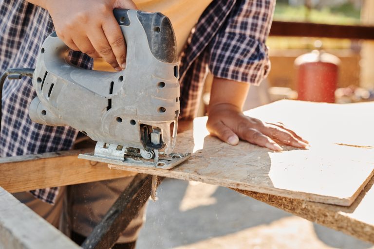 Kontrplak Nedir?